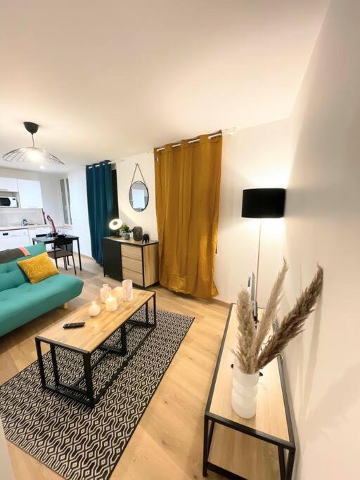 / Nid / Paisible Hyper Centre Apartment โรเดซ ภายนอก รูปภาพ
