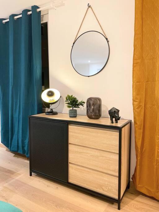 / Nid / Paisible Hyper Centre Apartment โรเดซ ภายนอก รูปภาพ