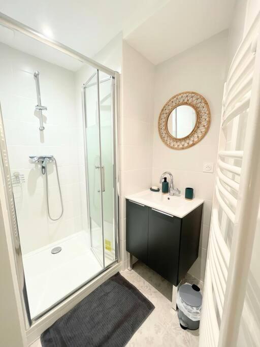 / Nid / Paisible Hyper Centre Apartment โรเดซ ภายนอก รูปภาพ